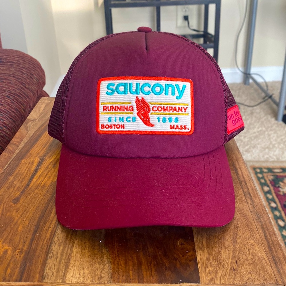 Burgundy Saucony running hat